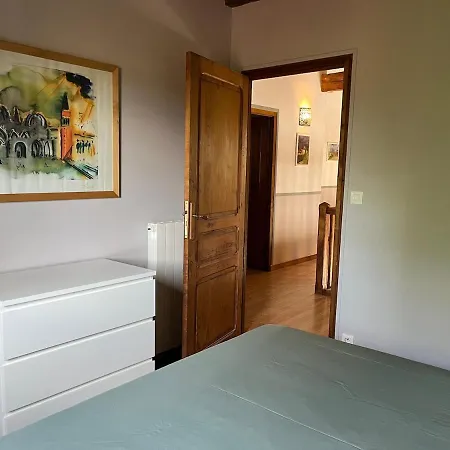 Casa de Férias Ostal De Marcillac Avec Piscine - Petit Bois