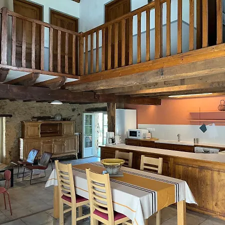 Ostal De Marcillac Avec Piscine - Petit Bois Capelou