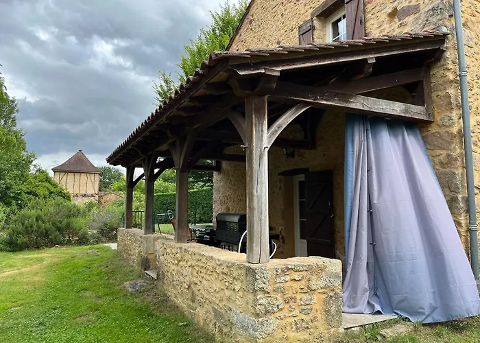 Ostal De Marcillac Avec Piscine - Petit Bois Сasa de vacaciones *