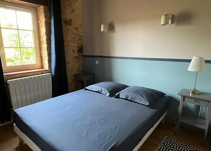 Ostal De Marcillac Avec Piscine - Petit Bois Сasa de vacaciones *