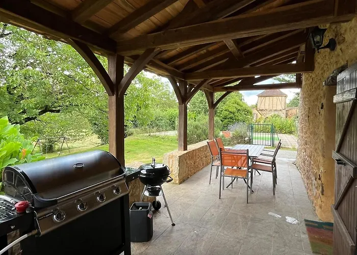 Ostal De Marcillac Avec Piscine - Petit Bois Capelou